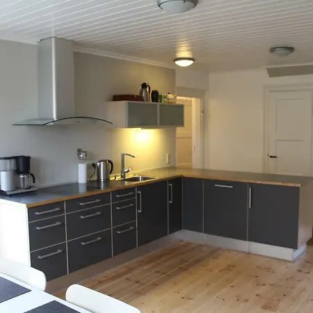 Nans Flex & Feriehus Holiday home *