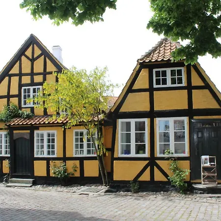 Holiday home Nans Flex & Feriehus